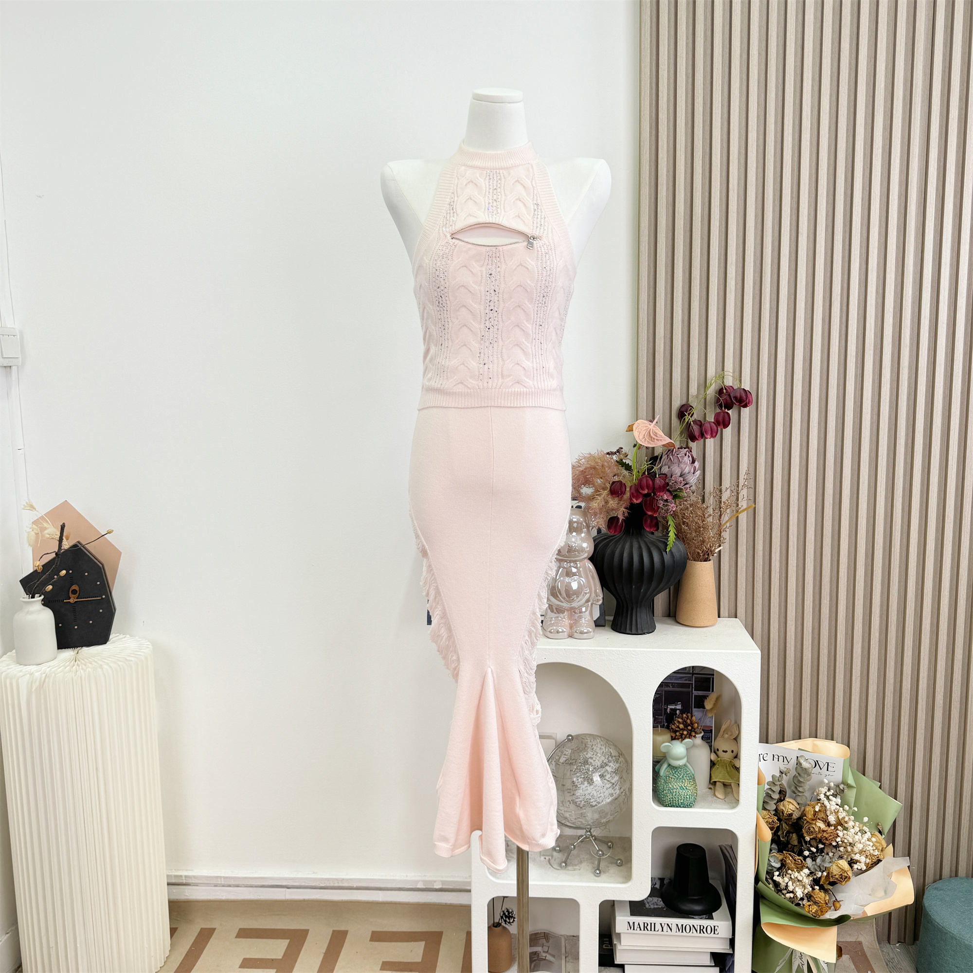 Qiauuu Pink Rhinestone Cutout Halter Knit Top Set for Women - Image 5
