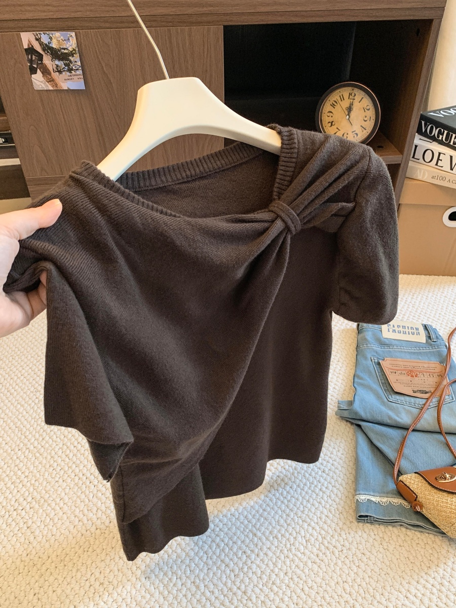 Women's Asymmetric Neck Knot Short Sleeve T-Shirt 2026 Early Autumn Pleated Irregular Waist Cinched Top - Image 4