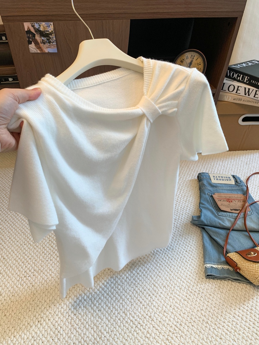 Women's Asymmetric Neck Knot Short Sleeve T-Shirt 2026 Early Autumn Pleated Irregular Waist Cinched Top