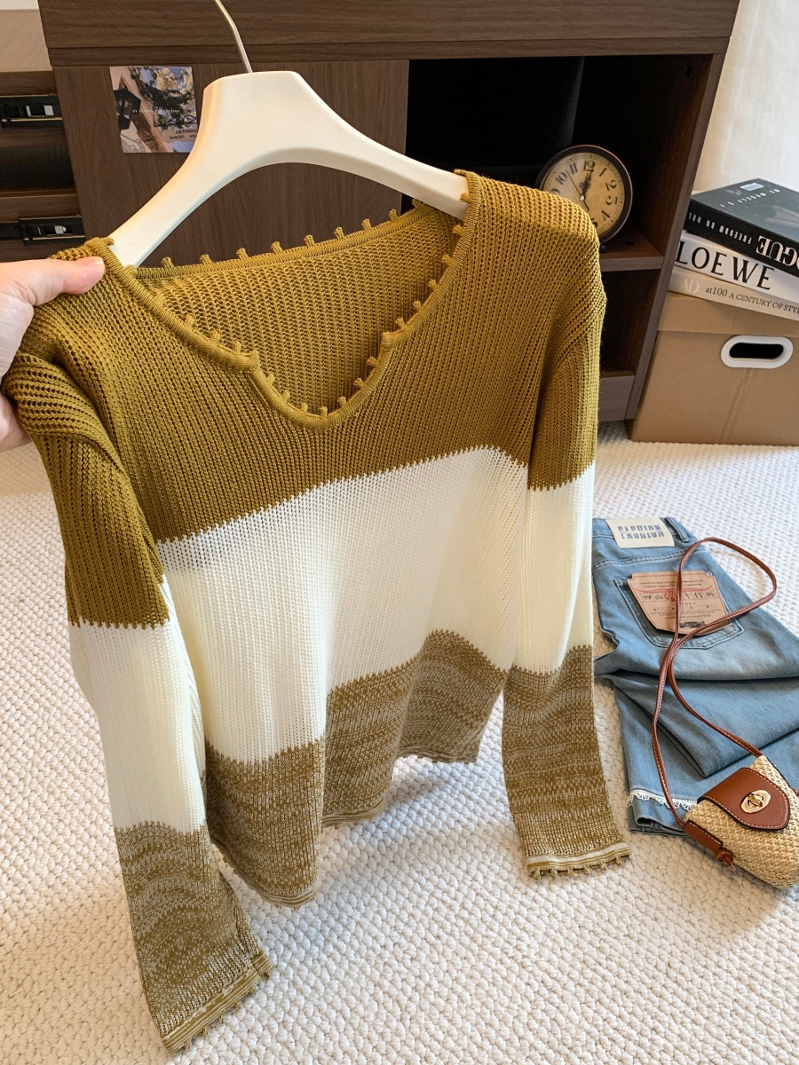 Women's V-Neck Color-Block Striped Knit Sweater 2026 Early Autumn Loose Long Sleeve Top
