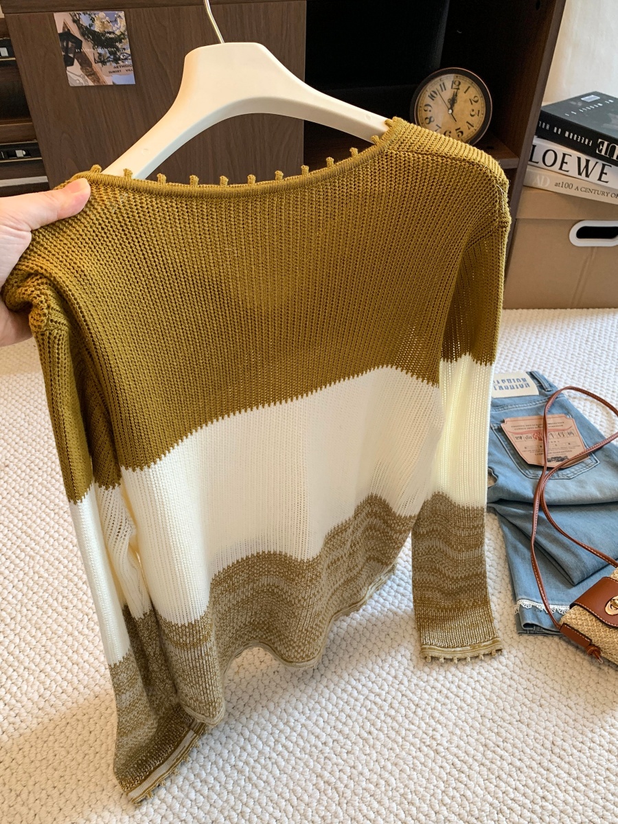 Women's V-Neck Color-Block Striped Knit Sweater 2026 Early Autumn Loose Long Sleeve Top - Image 4