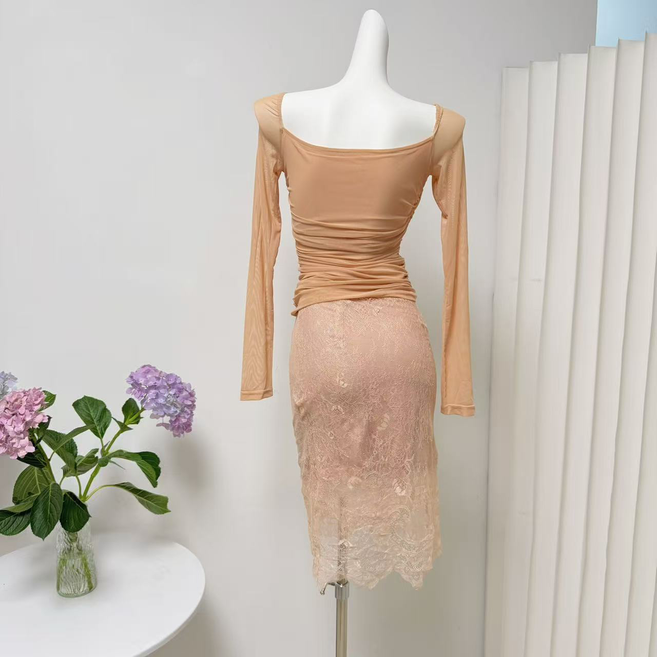 Women's Gold Lace Semi-Sheer Midi Bodycon Skirt - Image 5