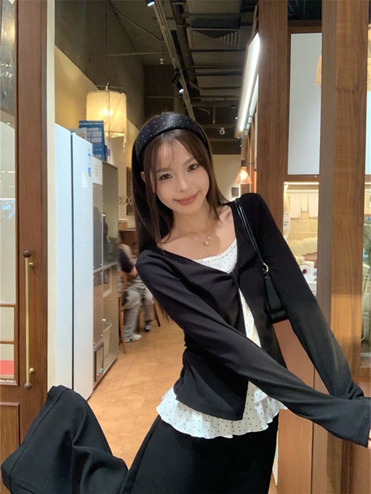 Black Faux Two-Piece V-Neck Long Sleeve T-Shirt Women Korean Slim Lace Top - Image 4