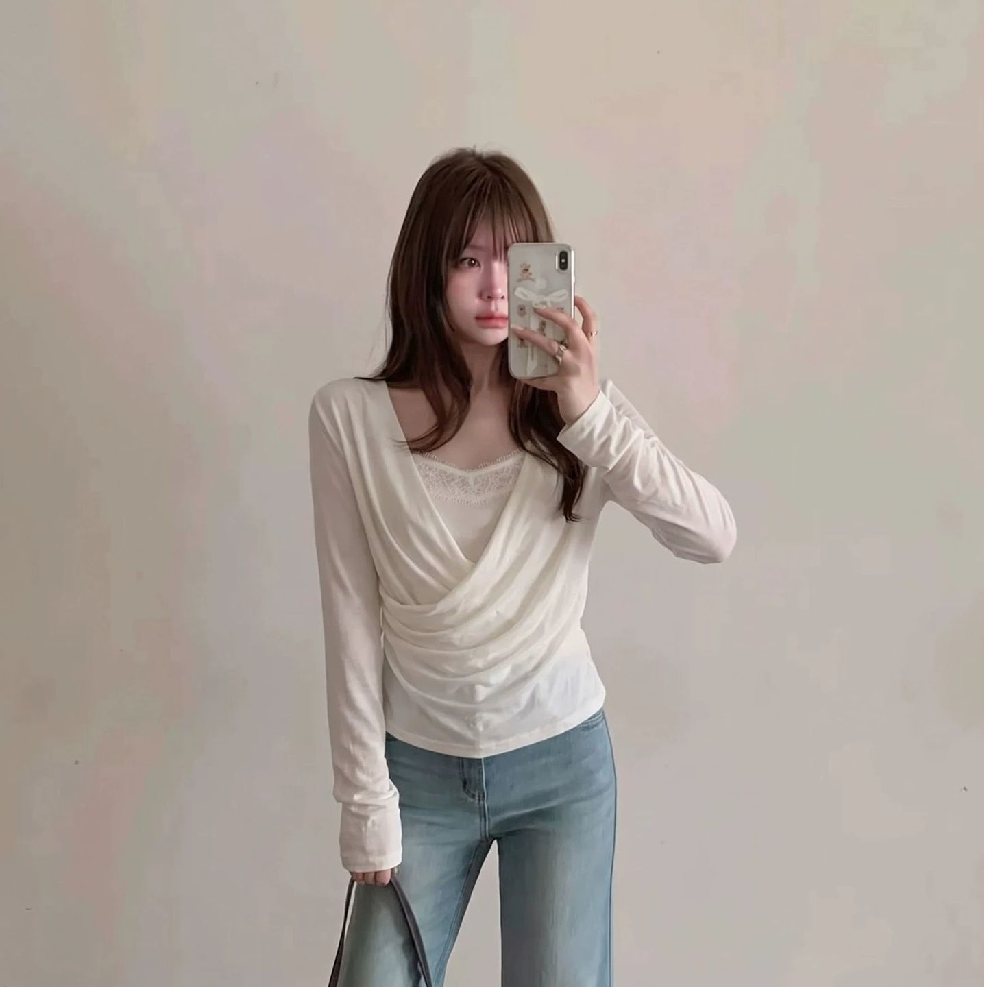 Minimalist Draped Neck Lace Panel Pullover Top Women Summer Slim Fit White Long Sleeve - Image 2