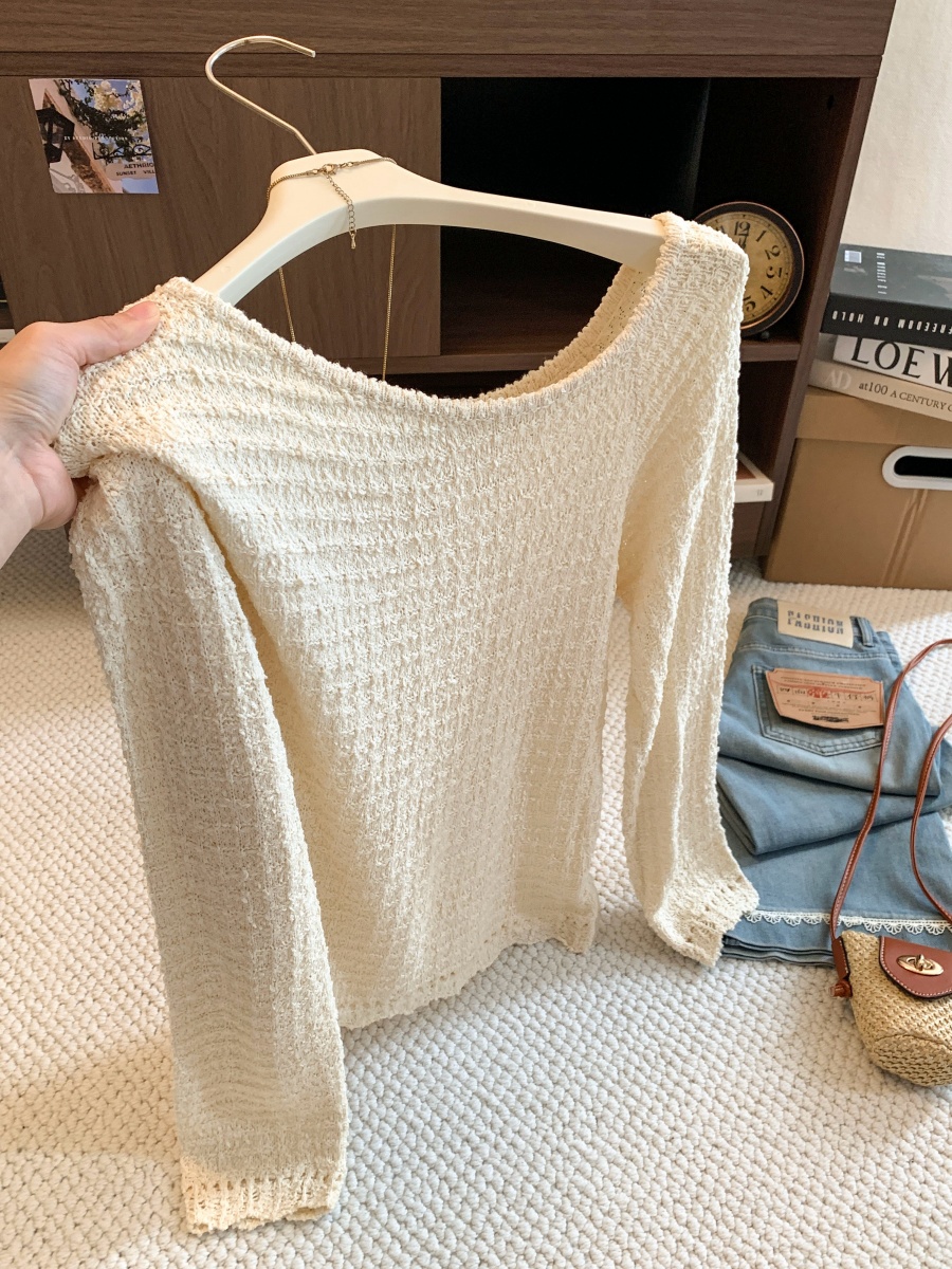 2026 Early Autumn French Vintage Off-Shoulder Knit Top for Women - Image 4