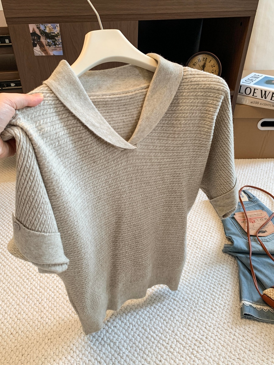 Minimalist Old Money Style Turn-Down Collar Short Sleeve Knit Sweater for Women Loose Slimming Versatile Pullover Top 2026 Fall