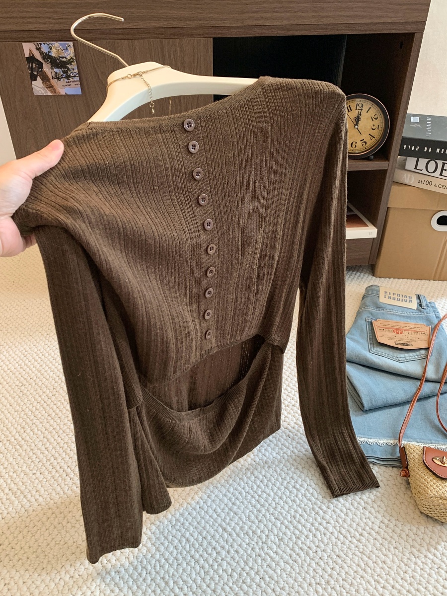 Women's Ribbed Slim Knit Top with Back Cutout and Buttons 2026 Early Autumn - Image 4